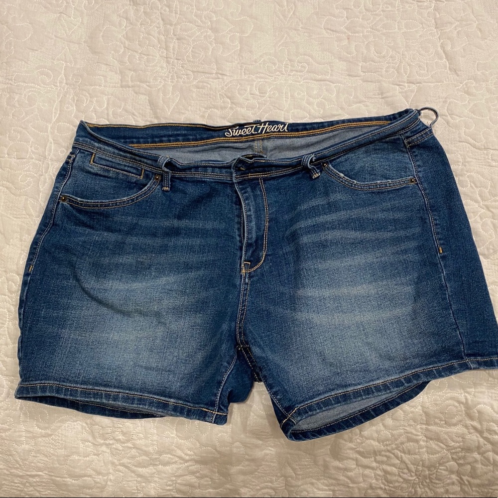 Old navy jean shorts
